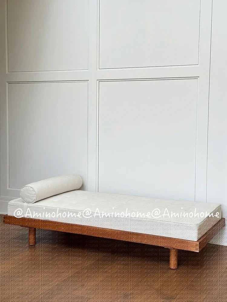 Retro style pull button bed