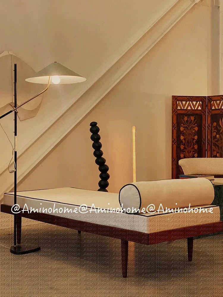 Retro style pull button bed