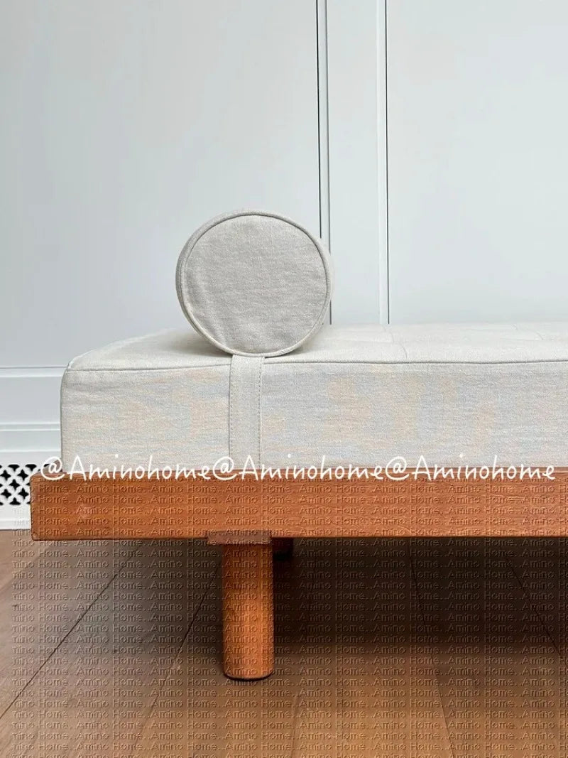 Retro style pull button bed